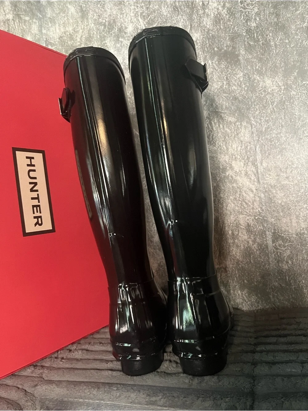 Hunter Women's Gloss Black Tall Rain Boots Sz 7 New in Box